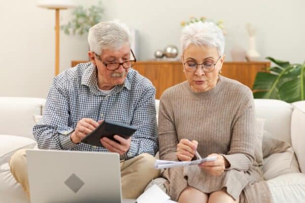 older couple makes plans for cremation services